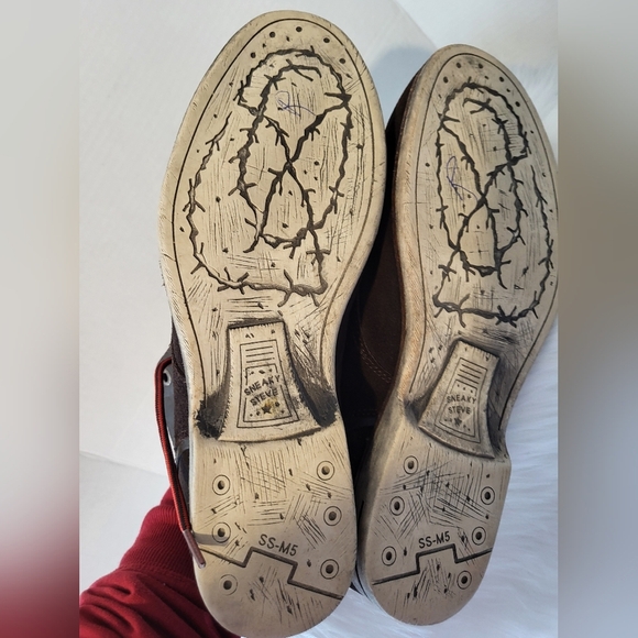 Sneaky Steve Brown Boots with Red Laces, Size 8.5 - Picture 7 of 8